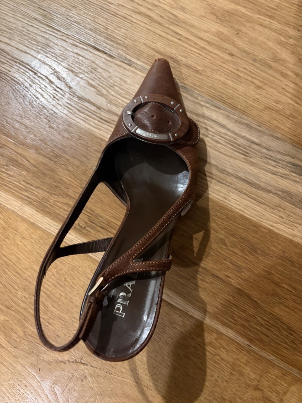 Brown Prada sling back heels with metal detail size 38 - Picture 4 of 6
